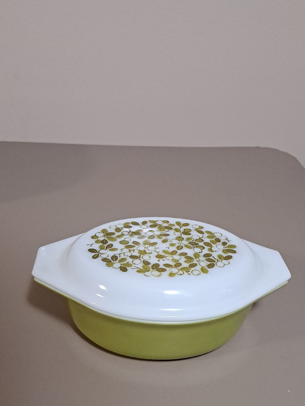 Pyrex Vintage 043 Olive Verde 1 1/2 Quart Oval Casserole Bowl